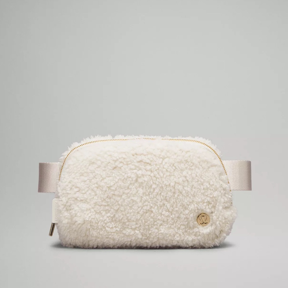Lululemon NWT Everywhere Belt Bag Fleece 1L